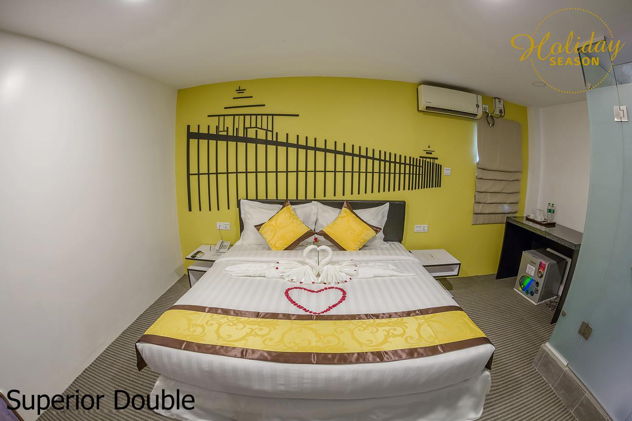 Holiday Season Motel Rangun Zewnętrze zdjęcie