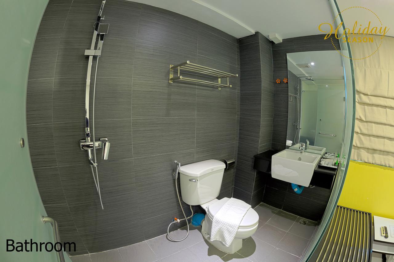Holiday Season Motel Rangun Zewnętrze zdjęcie
